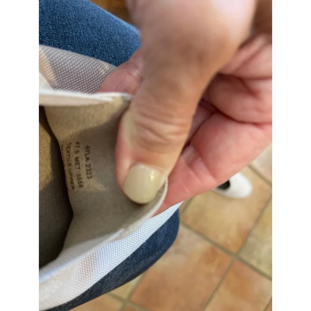 ABEO AYLA CANVAS SLIP ON SIZE 7.5
